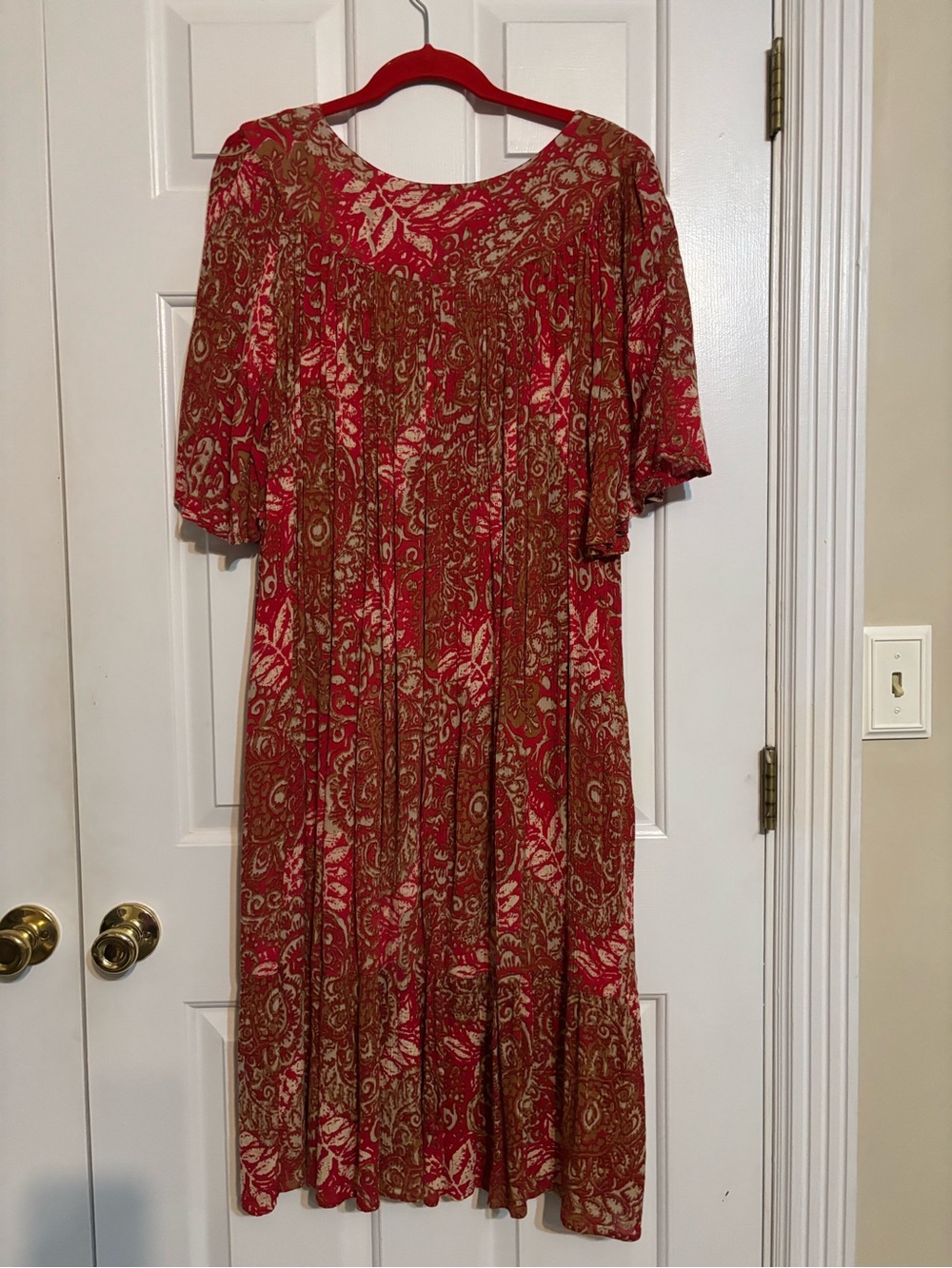 Go Softly Patio Muu Muu Oversized. Red and Gold Midi Dress with Paisley Print